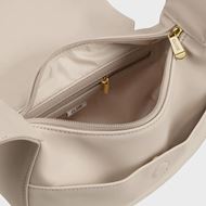 Foto de Bolso cruzado Cluse Sacroisé Petite beige y detalles dorados