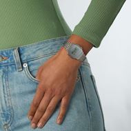 Picture of Reloj unisex retro Casio digital acero plateado