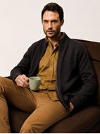 Foto de Jersey chaqueta con cremallera en punto marron y marino