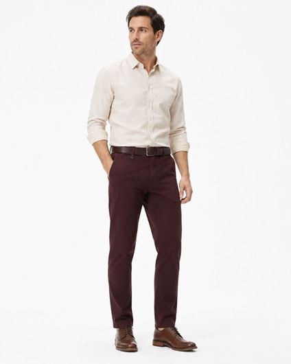 Foto de Pantalón DB chino microestuctura ciruela modern fit