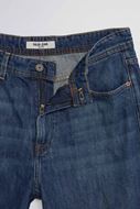 Foto de Pantalones vaqueros Relaxed Fit cierre cremallera y botón azul 
