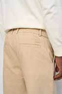 Foto de Pantalón chino corte recto beige