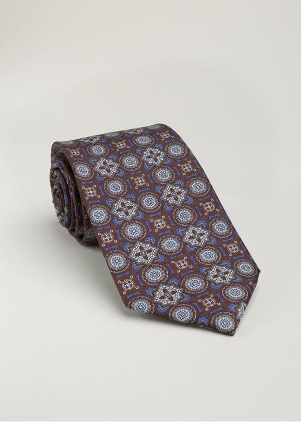 Foto de Corbata seda estampado geométrico marrón y azul