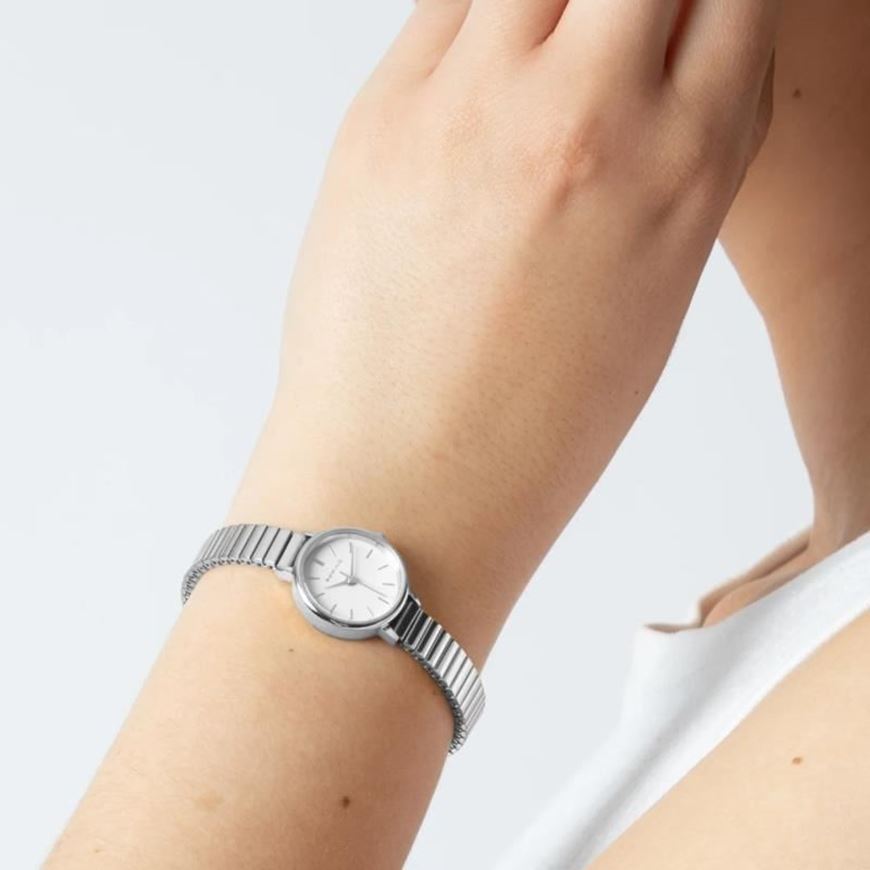 Foto de Reloj esfera sunray eslabones con numerales plateado
